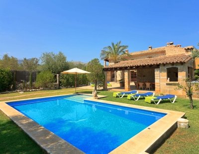Villas in Pollensa