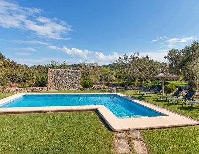 Villa rentals in Balearic Islands