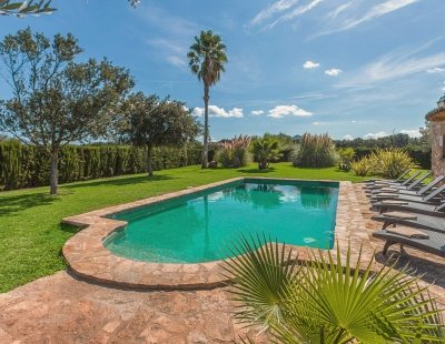 Holiday villas in Spain