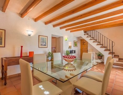 Book a villa in Pollensa