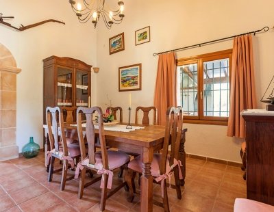Book a villa in Mallorca
