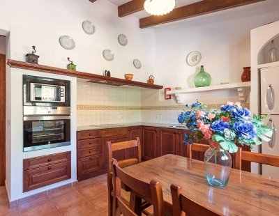 Book a villa holiday in Alcudia