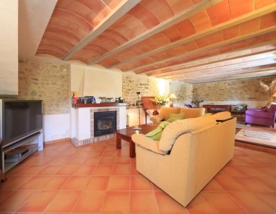 Book a villa in Pollensa