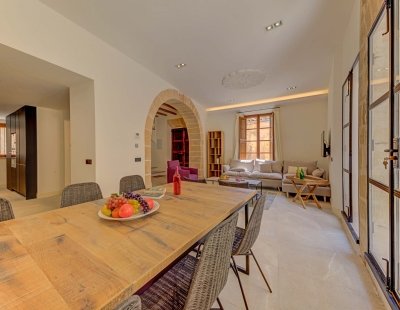Book a villa in Pollensa