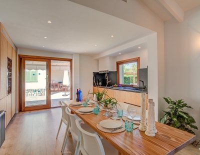 Book a villa holiday in Pollensa