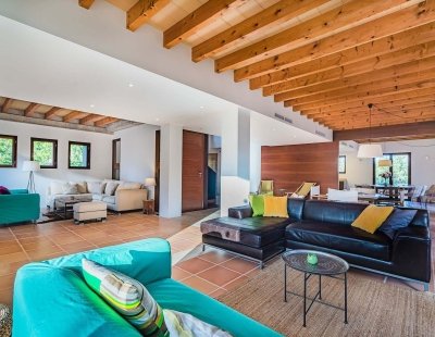 Book a villa holiday in Pollensa
