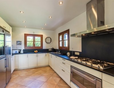 Book a villa holiday in Pollensa