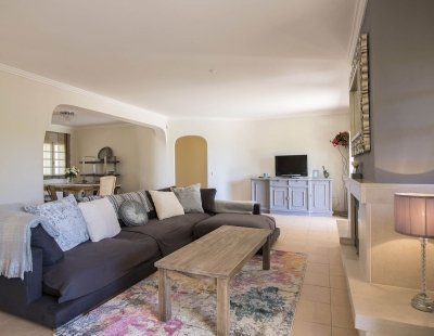 Villas in Almancil