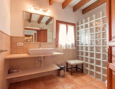 Book a villa holiday in Alcudia