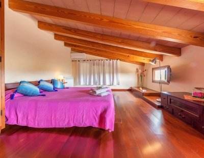 Book a villa in Spain