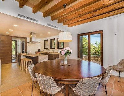 Book a villa in Mallorca