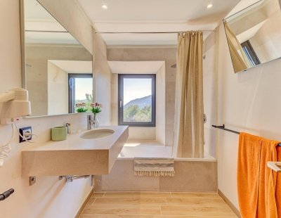 Book a villa in Mallorca