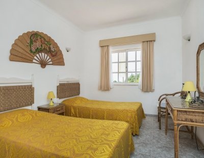 Book a villa holiday in Algarve