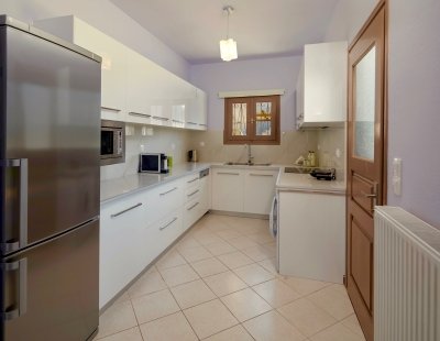 Book a villa holiday in Laganas