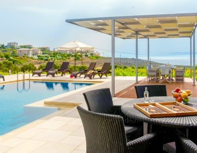 Book a villa holiday in Greece