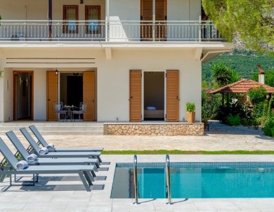 Holiday villas in Zakynthos Town