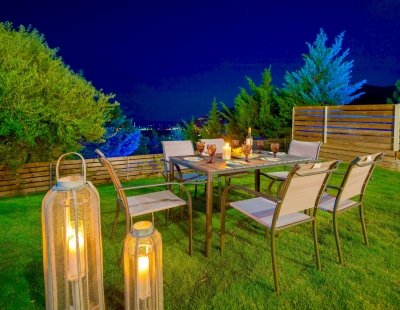 Villa holidays in Keri
