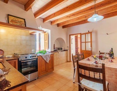 Book a villa in Pollensa