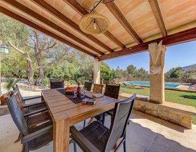 Book a villa in Spain
