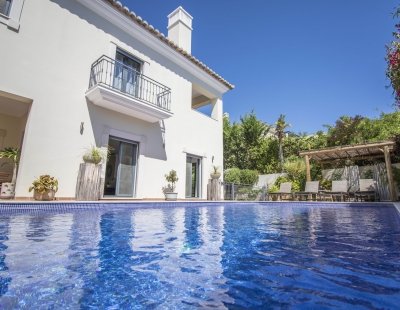 Villa in Almancil to rent