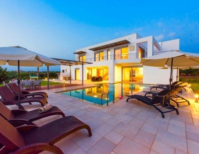Holiday home in Chania villa booking