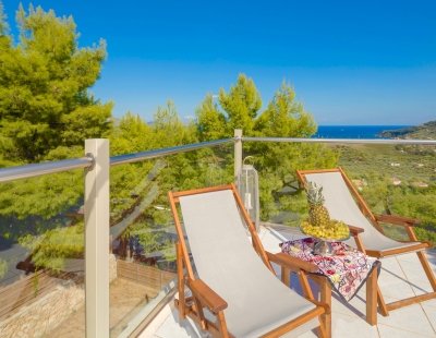 Book a villa in Greece