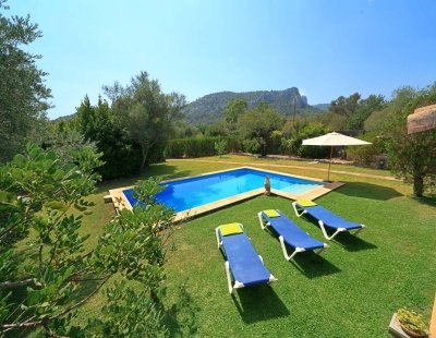 Holiday villas in Spain
