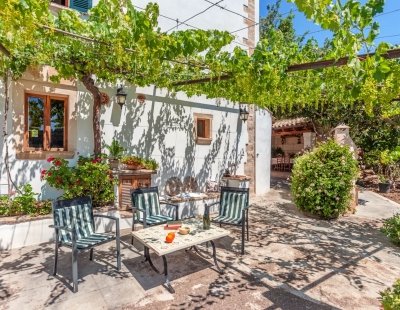 Holiday villas in Balearic Islands
