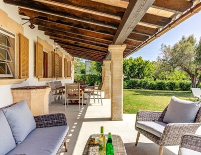 Book a villa holiday in Spain
