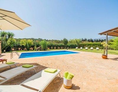 Holiday home in Sa Pobla villa booking