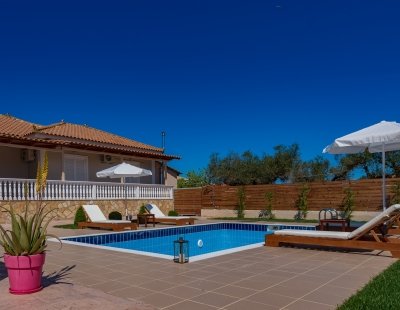 Villa in Laganas to rent