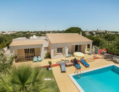 Villa rentals in Albufeira