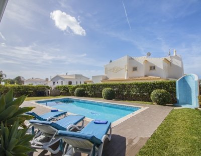 Villa rentals in Albufeira