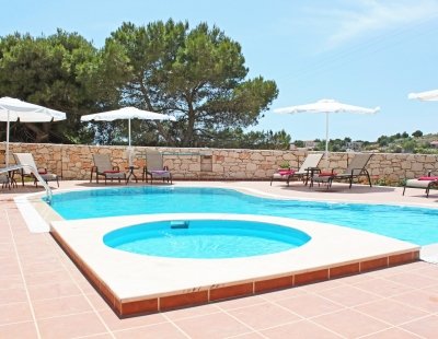 Holiday home in Keri villa booking