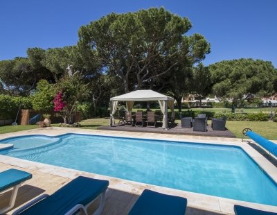 Book a villa holiday in Algarve