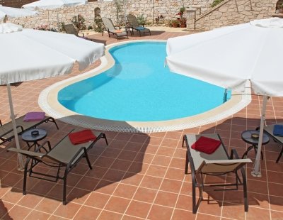Holiday villas in Greece