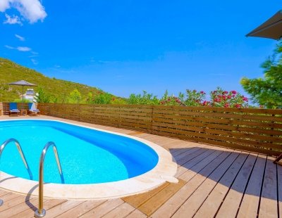Villas in Keri