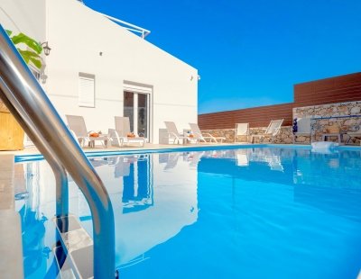 Book a villa in Crete