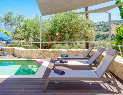 Villa rentals in Greece