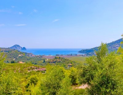 Holiday villas in Keri
