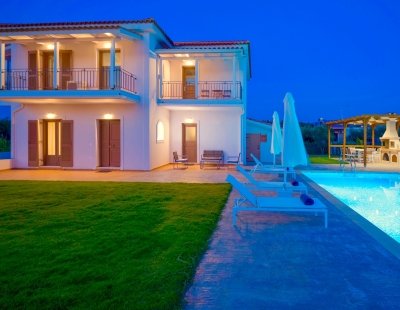 Villa holidays in Laganas