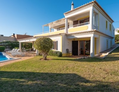 Villa rentals in Portugal