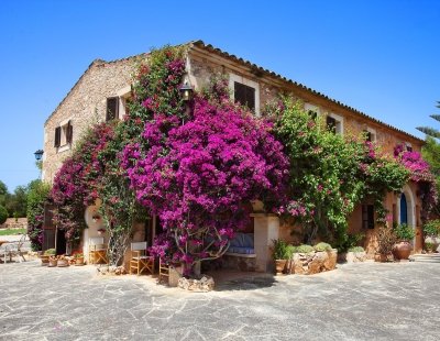Villa rentals in Spain