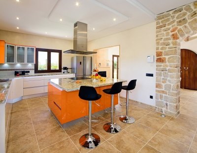 Book a villa in Spain
