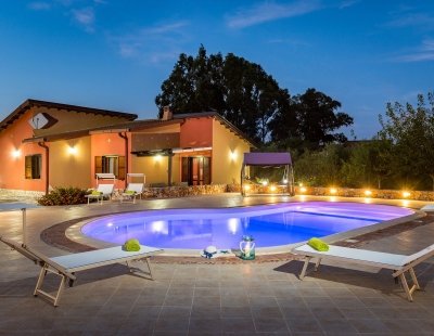 Villa in Syracuse to rent