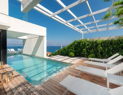 Villas in Brac