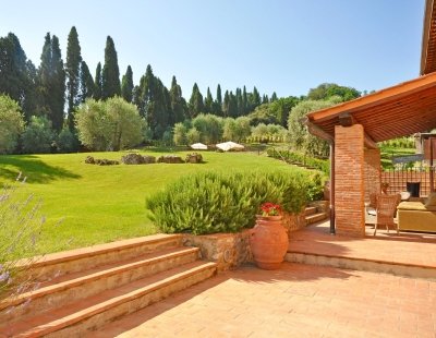 Book a villa in Italy