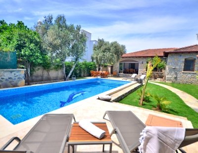 Villa holidays in Bitez