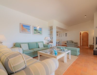 Book a villa holiday in Vale do Lobo