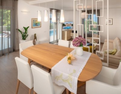 Book a villa holiday in Dalmatia